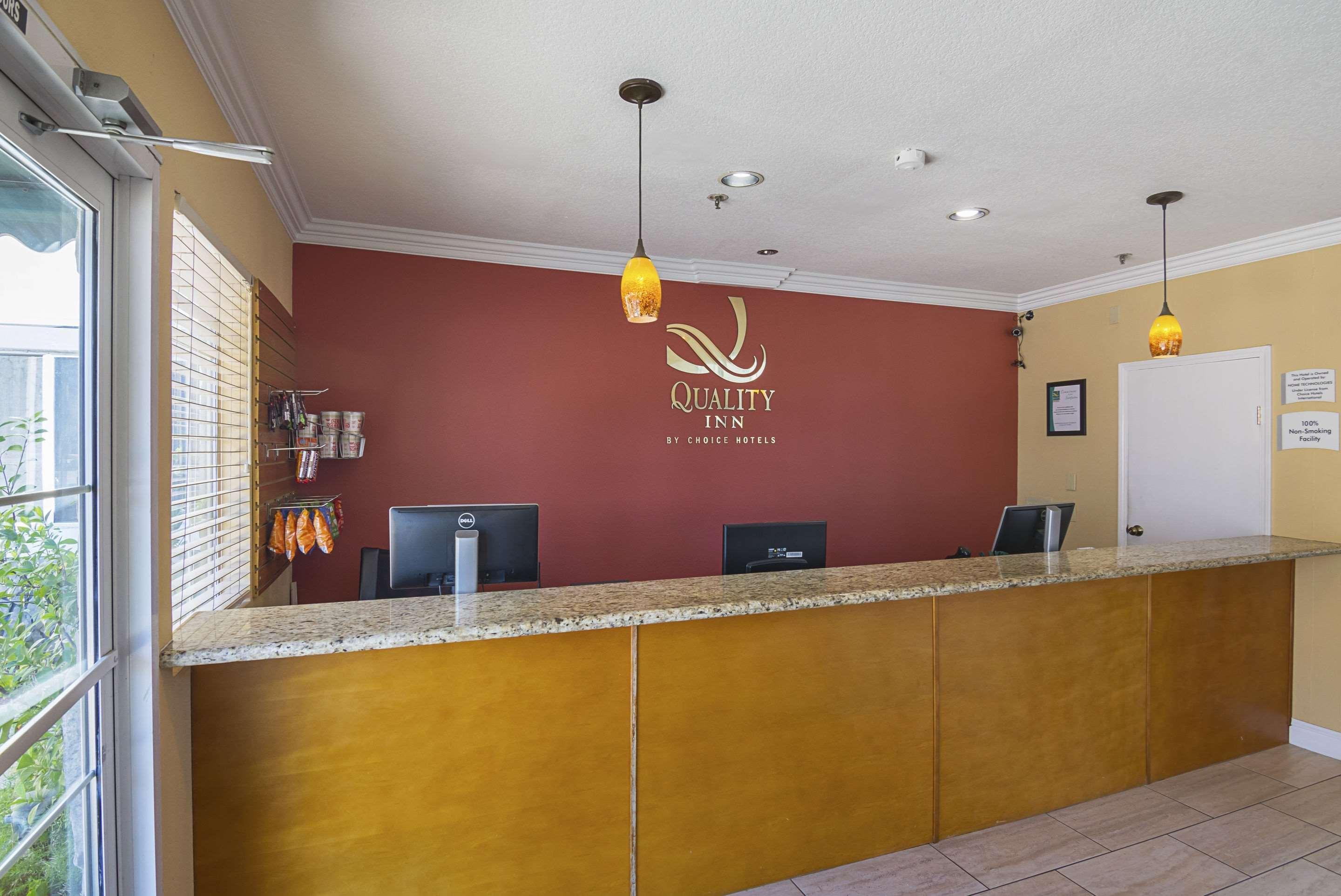 Quality Inn Fresno Yosemite Airport Экстерьер фото