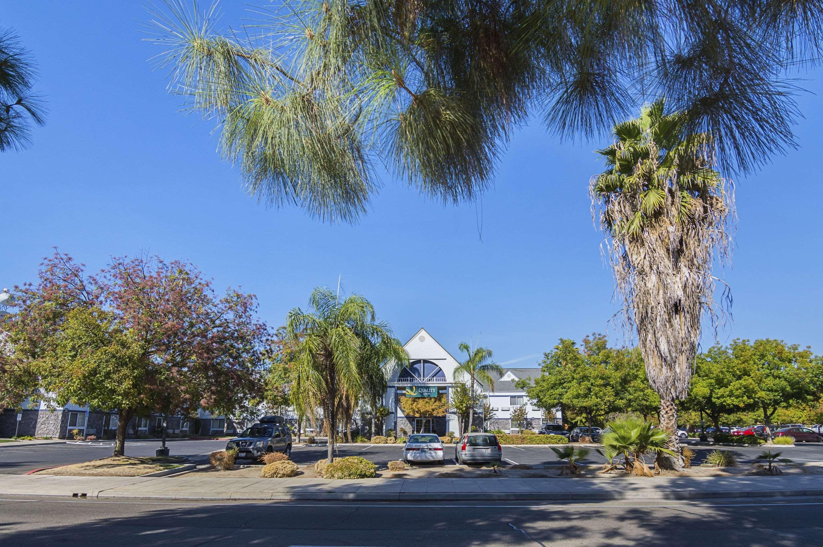 Quality Inn Fresno Yosemite Airport Экстерьер фото