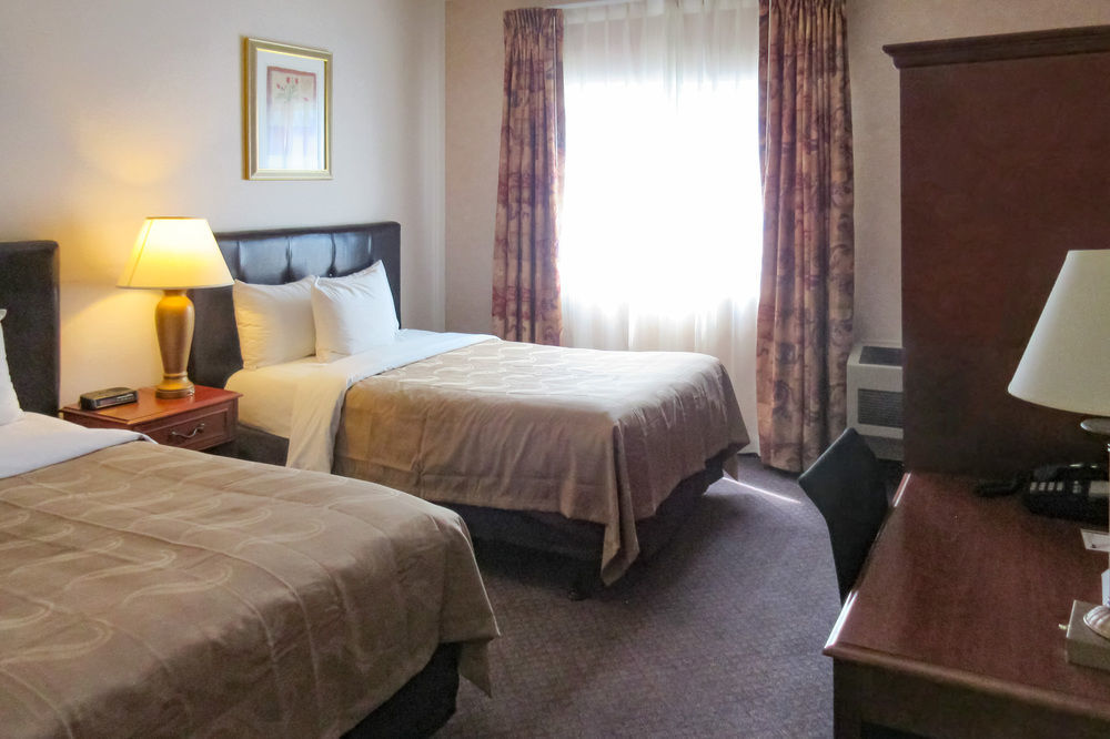 Quality Inn Fresno Yosemite Airport Экстерьер фото