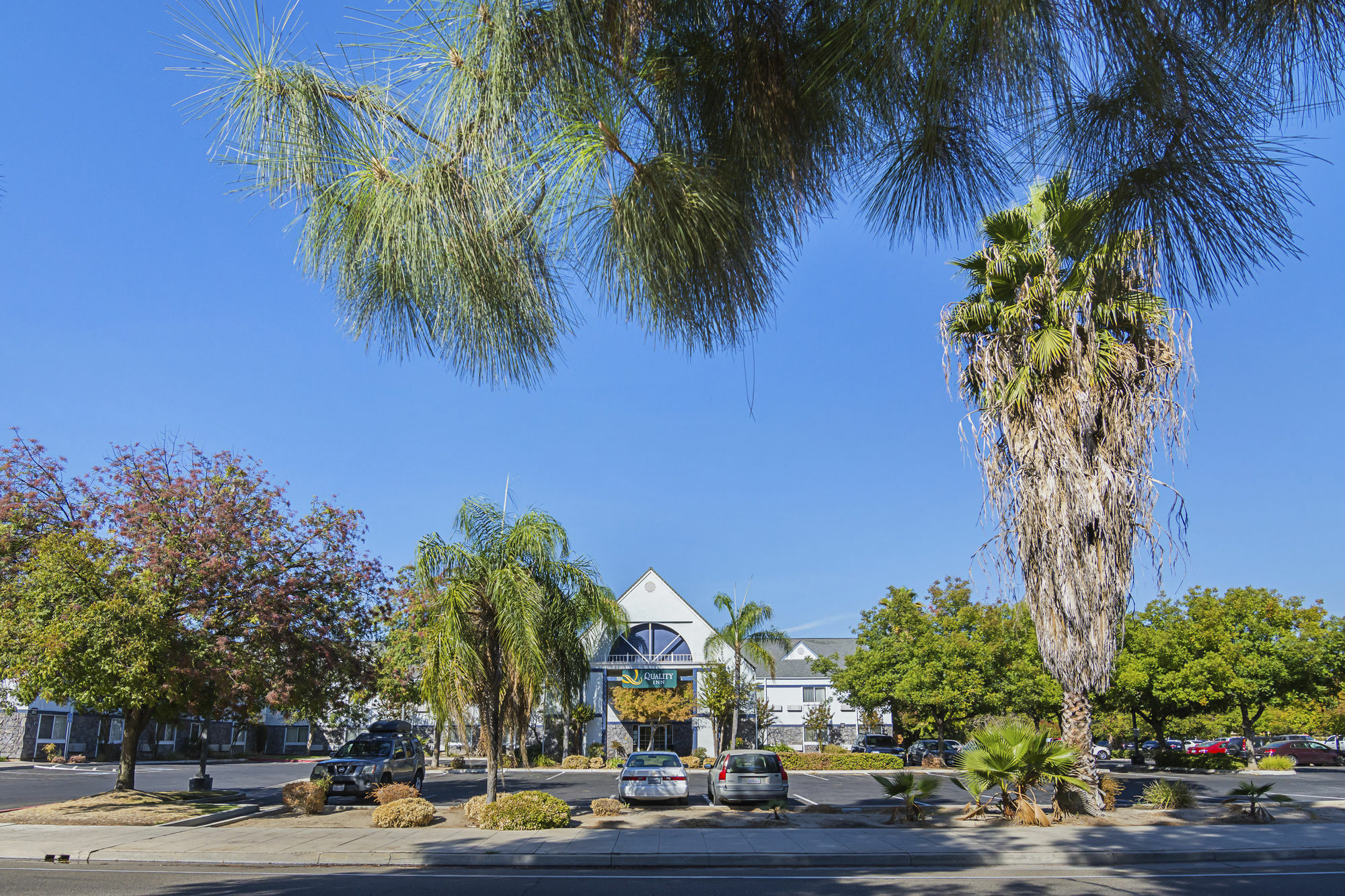 Quality Inn Fresno Yosemite Airport Экстерьер фото